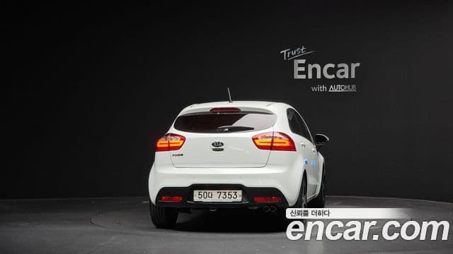 Kia All New Pride Prestige, 2014 4