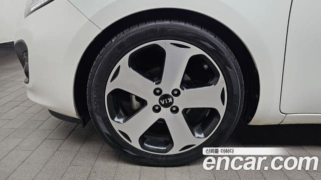 Kia All New Pride Prestige, 2014 все фото