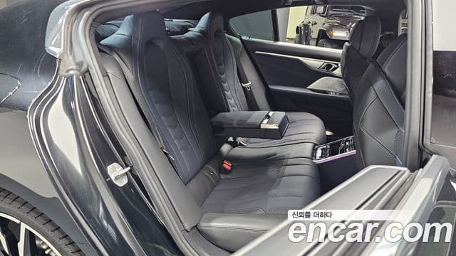 BMW 8시리즈 (G15) M850i xDrive Gran Coupe, 2023 12
