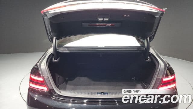 Genesis G90 Luxury, 2021 20