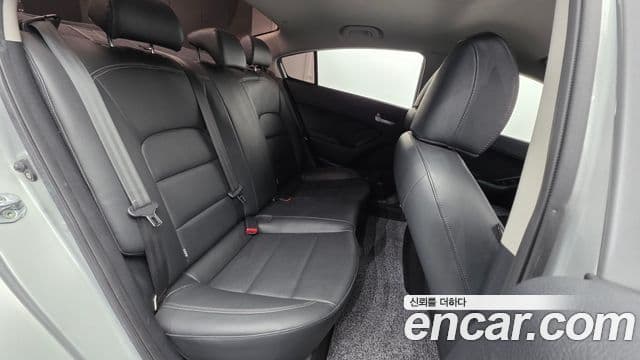 Kia K3 Trendy, 2013 18