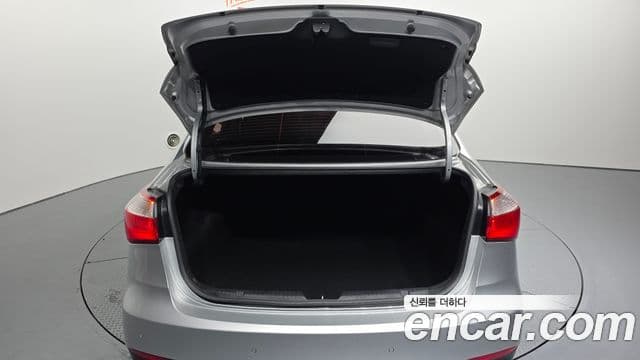 Kia K3 Trendy, 2013 20