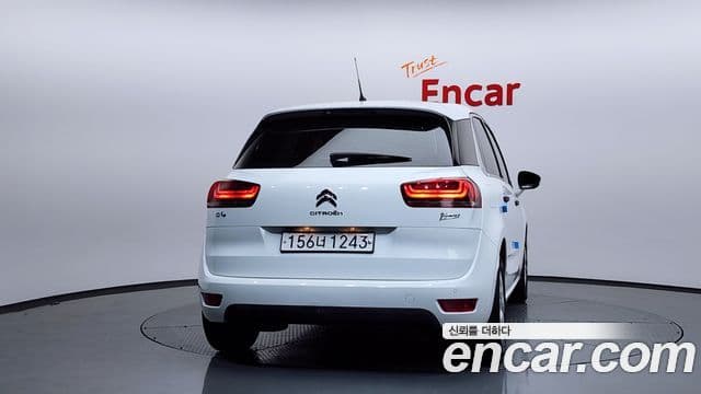 Ситроен / DS C4 피카소 1.6 B-HDI Feel (название комплектации), 2017 4