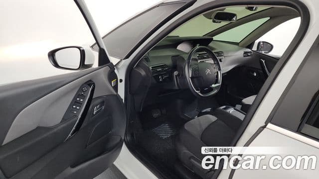 Ситроен / DS C4 피카소 1.6 B-HDI Feel (название комплектации), 2017 10