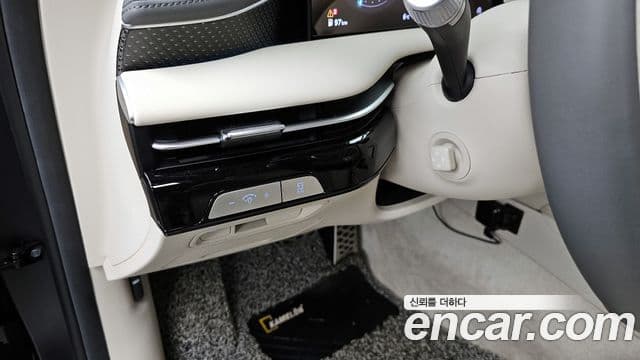 Genesis G80 (RG3) бензин 2.5 турбо 2WD, 2025 18