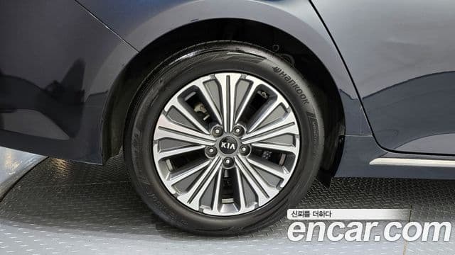 Kia K5 гибрид 2세대 Noblesse, 2017 все фото