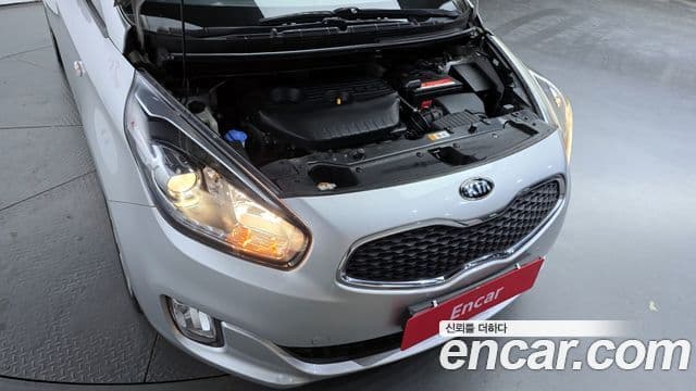 Kia All New Carens Luxury, 2015 6