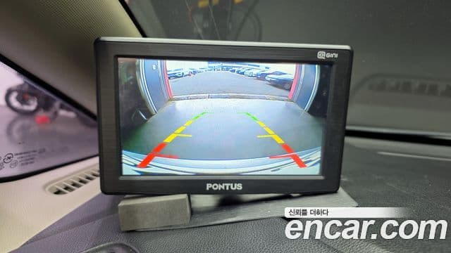 Kia All New Carens Luxury, 2015 17