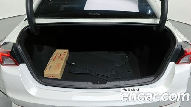 Kia K5 3세대 Signature, 2020 20