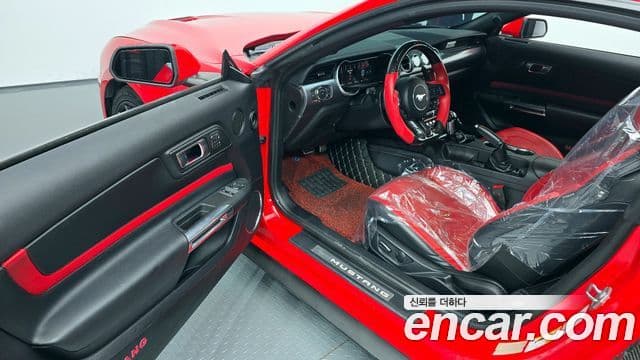 Ford Mustang купе, 2019 10