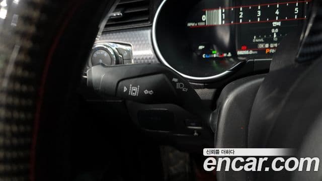 Ford Mustang купе, 2019 19