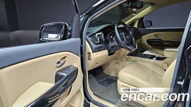 Kia All New Carnival Prestige High Roof, 2017 11