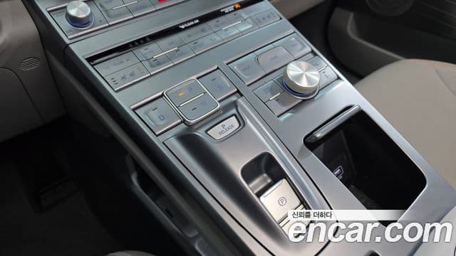 Hyundai NEXO Premium, 2021 9