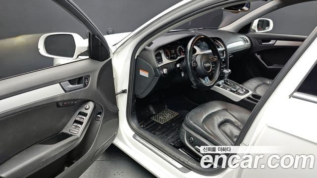 Audi New A4 B8, 2015 11