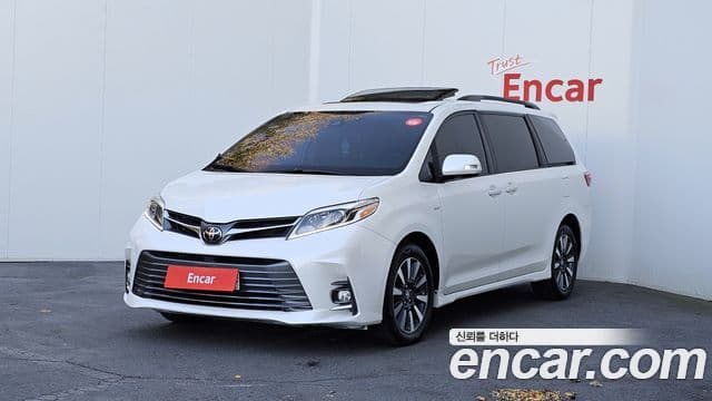 Toyota Sienna, 2019 1