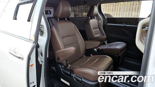 Toyota Sienna, 2019 12