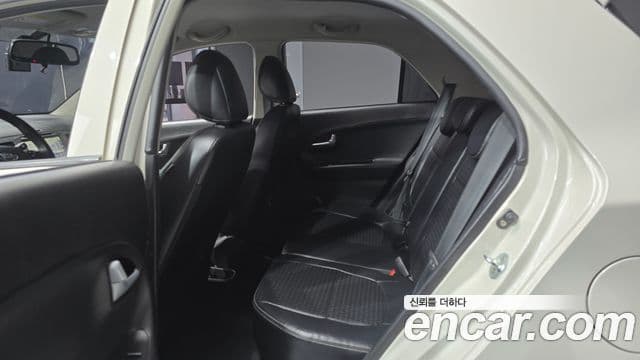 Kia The / новый New Morning Luxury, 2016 13