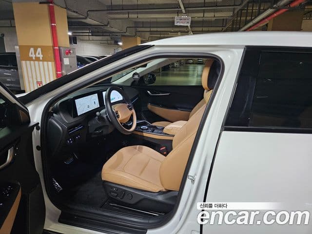 Kia EV6 Earth, 2024 9