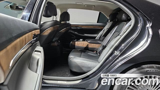 Genesis G90 Luxury, 2021 12