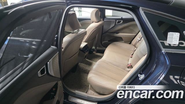 Kia K8 гибрид Noblesse, 2023 11