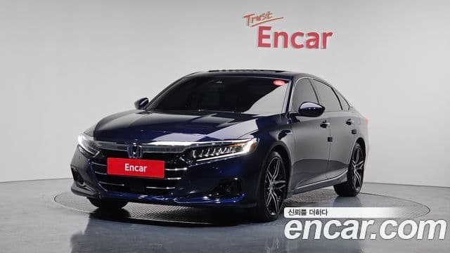 Honda Accord 10세대 2.0 гибрид Туринг (Touring), 2021 1