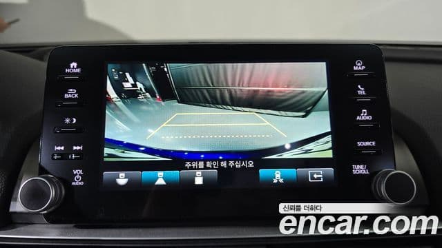 Honda Accord 10세대 2.0 гибрид Туринг (Touring), 2021 15