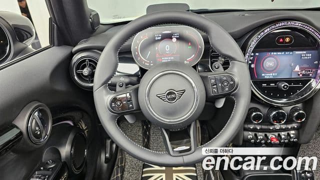 Mini Cooper S кабриолет 3세대, 2023 13