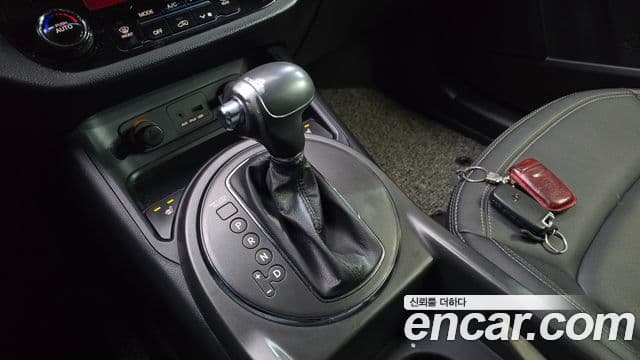 Kia Sportage R топовая версия, 2013 9