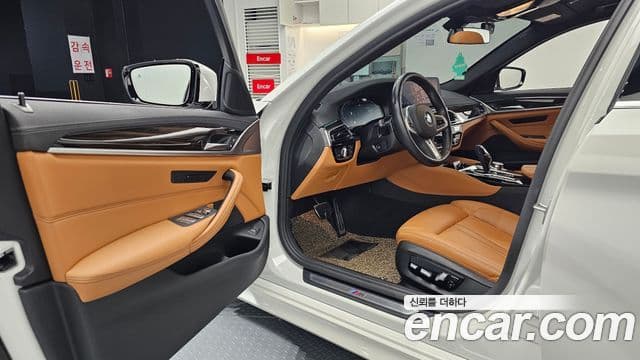 BMW 5시리즈 (G30) 520i M Sport, 2022 11