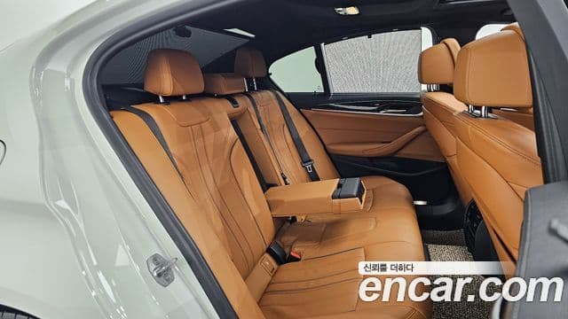 BMW 5시리즈 (G30) 520i M Sport, 2022 12