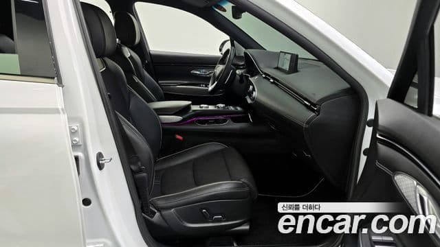 Genesis GV70, 2024 10