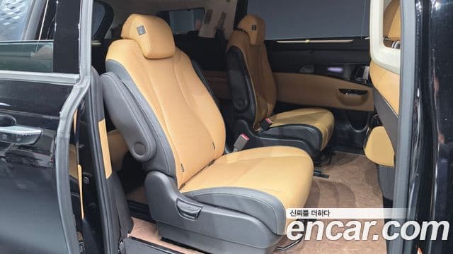 Kia Carnival 4세대 бензин 9인승 High Limousine(компания по спецнадстройкам), 2021 12