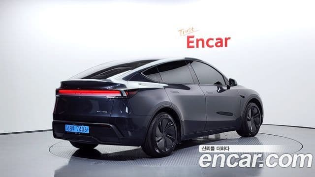 Tesla модель Y Long Range AWD, 2025 2