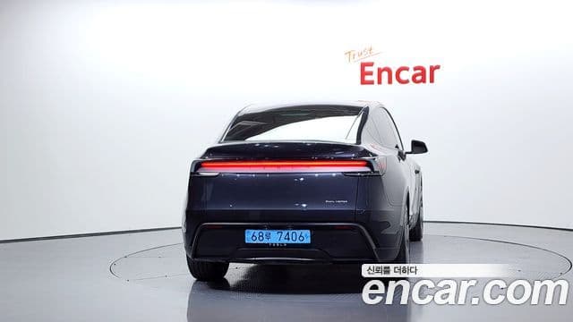 Tesla модель Y Long Range AWD, 2025 4