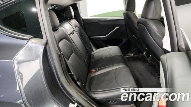 Tesla модель Y Long Range AWD, 2025 12