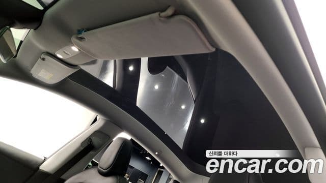 Tesla модель Y Long Range AWD, 2025 19