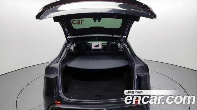 Tesla модель Y Long Range AWD, 2025 20