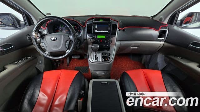 Kia Carnival R Premium, 2013 7