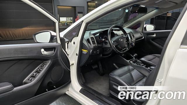 Kia The / новый New K3 Trendy, 2017 11