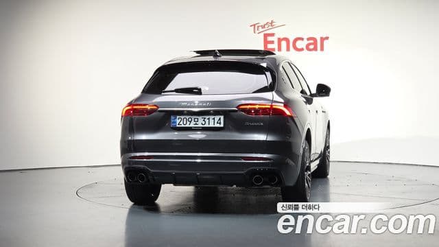 Maserati Grecale 2.0 AWD GT тип P, 2023 4