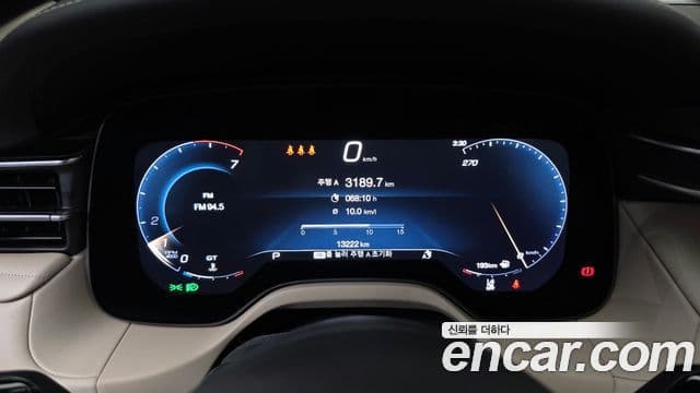 Maserati Grecale 2.0 AWD GT тип P, 2023 8