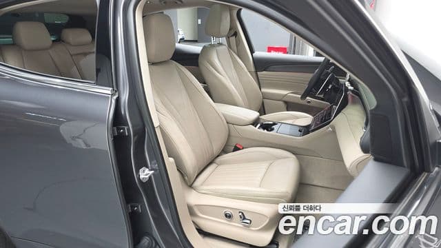 Maserati Grecale 2.0 AWD GT тип P, 2023 11