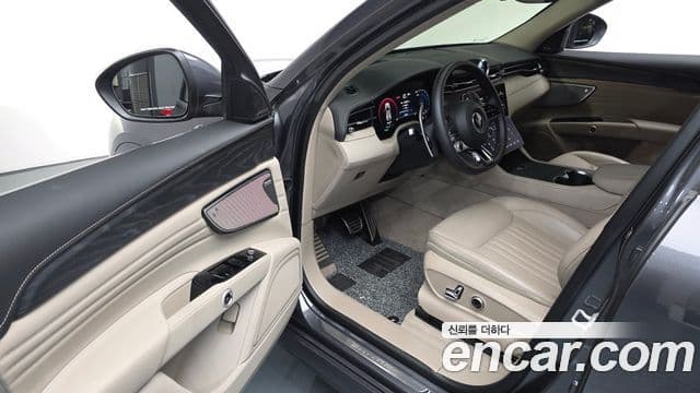 Maserati Grecale 2.0 AWD GT тип P, 2023 12