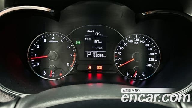 Kia K3 Luxury, 2014 8