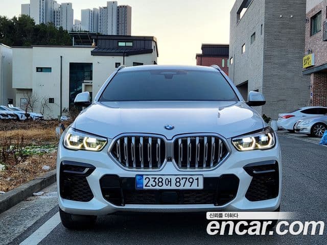 BMW X6 (G06) xDrive40i M Sport, 2022 1