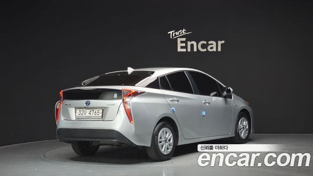 Toyota 프리우스 4세대 1.8 E, 2018 2