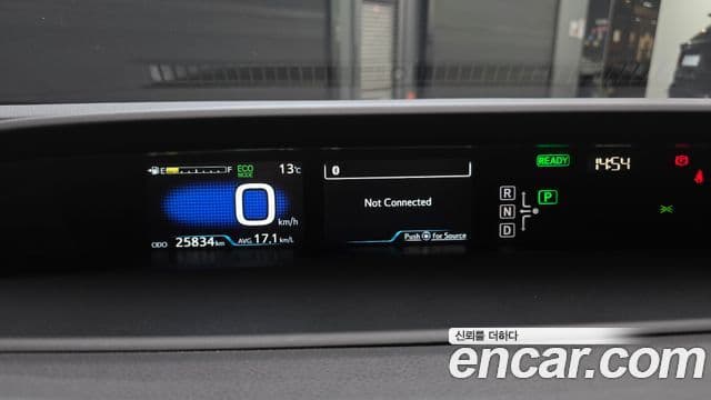 Toyota 프리우스 4세대 1.8 E, 2018 8