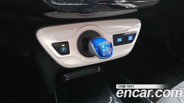 Toyota 프리우스 4세대 1.8 E, 2018 9