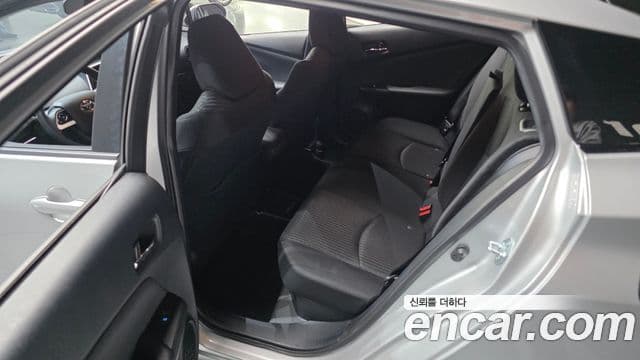 Toyota 프리우스 4세대 1.8 E, 2018 11