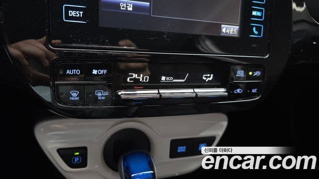 Toyota 프리우스 4세대 1.8 E, 2018 18